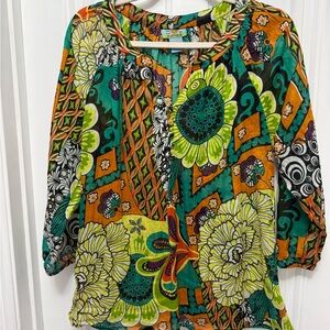 SOL Clothing Boutique Multi-Color Floral  100% Cotton Top -Sz Large (7-1)